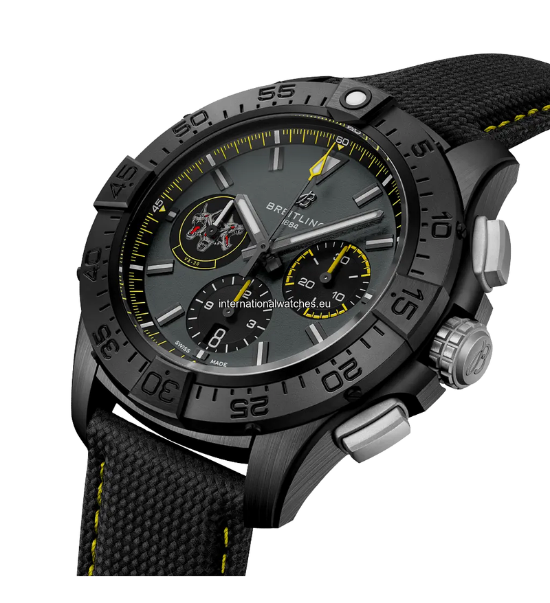 Avenger B01 Chronograph 44 Night Mission Bloodhounds - SB01472A1B1X1