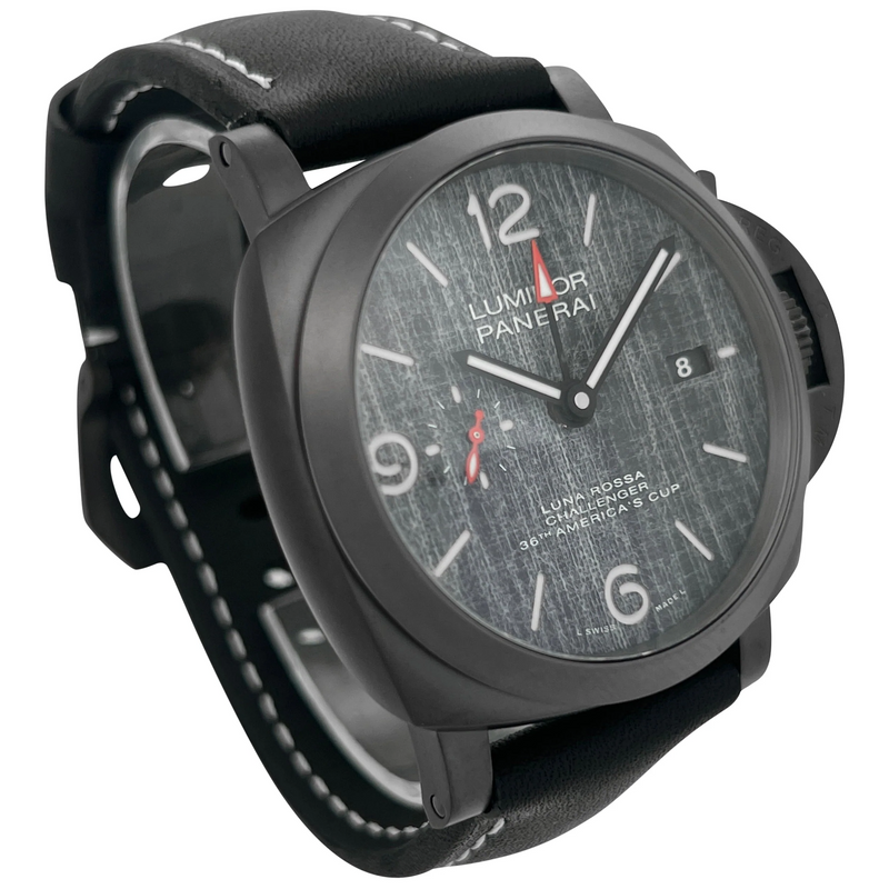 PAM01036 Luna Rossa GMT