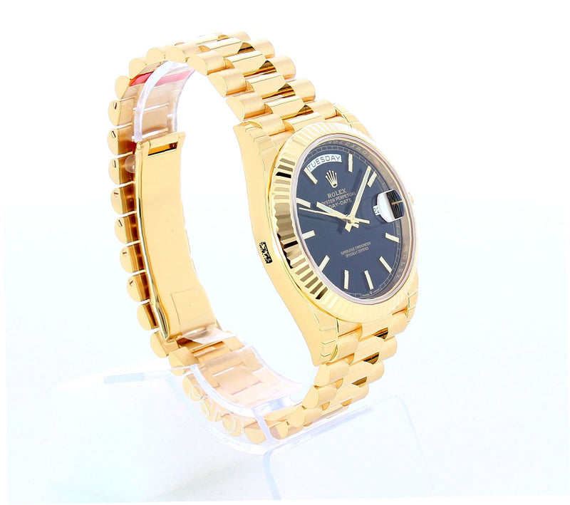 228238/BLACK.DIAG